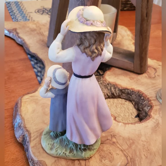 Home Interior "Summer Days" Figurine Vintage - Picture 2 of 4